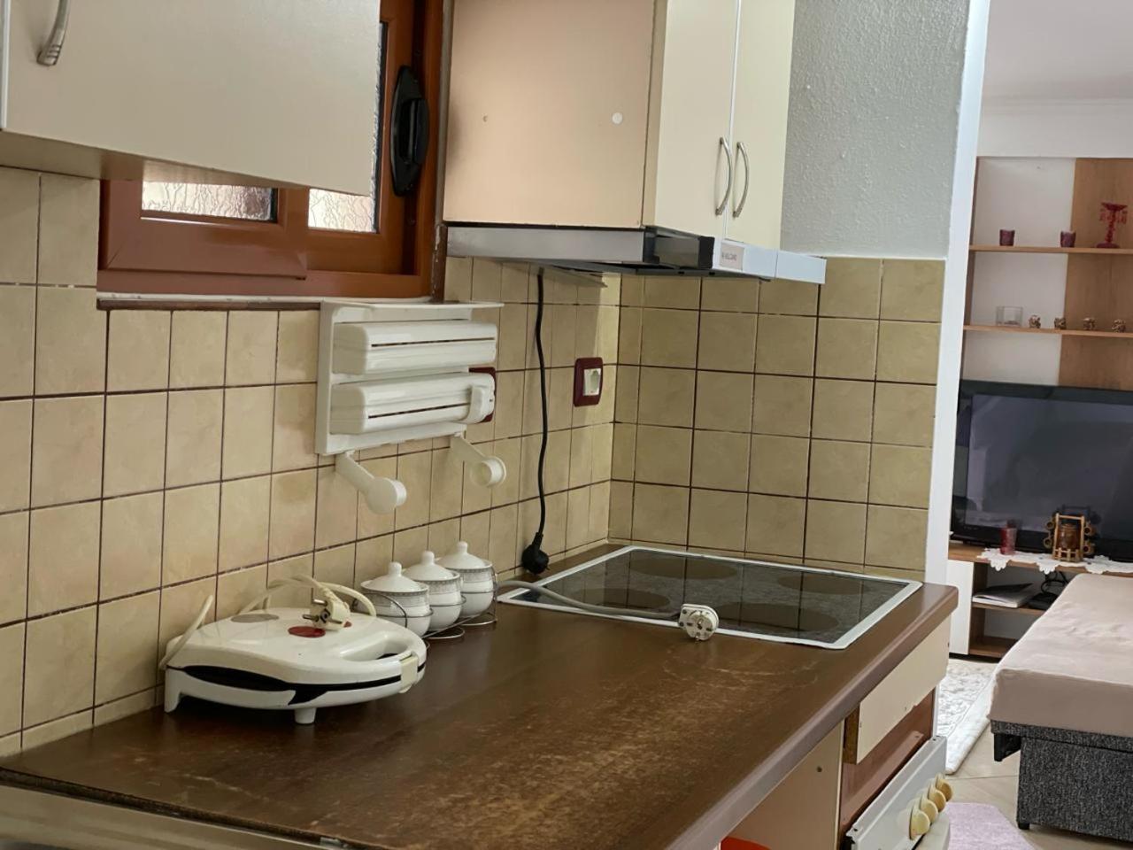 Guesthouse & Hospitality 베라트 외부 사진