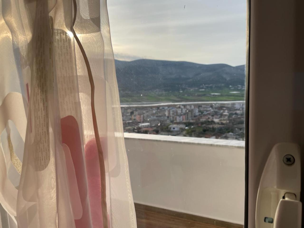 Guesthouse & Hospitality 베라트 외부 사진
