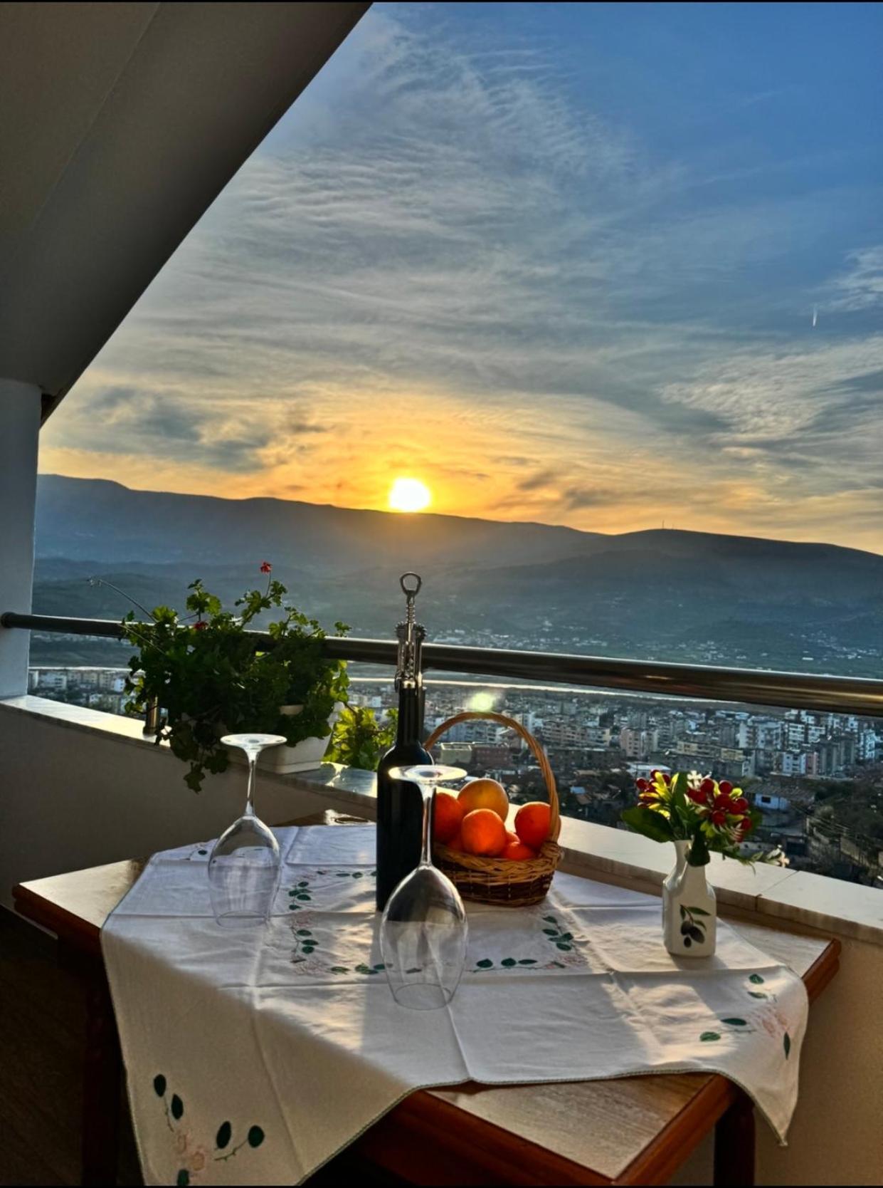 Guesthouse & Hospitality 베라트 외부 사진